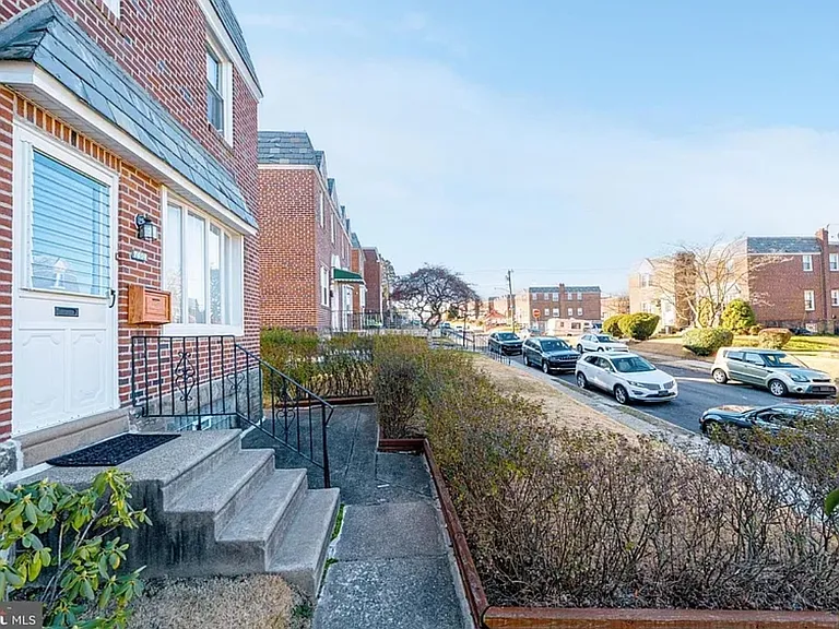 7400 Shisler St — Photo 30