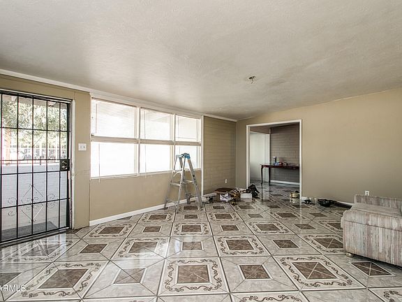 5th image of 4539 N 29th Dr
