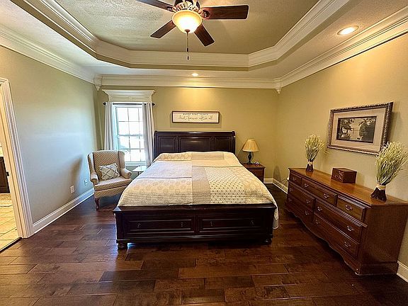 3rd image of 2117 Crowne Heights Dr