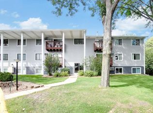 1801 113th Ave NW APT 101, Coon Rapids, MN 55433