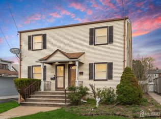 592 Ridgedale Ave, Woodbridge, NJ 07095