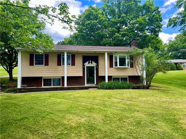 925 Manifold Rd, Washington, PA 15301