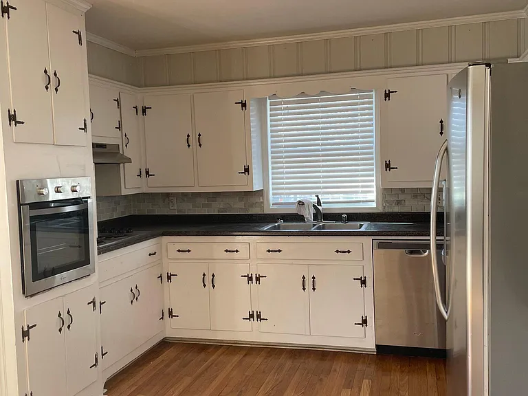 806 N Chancery St — Photo 4