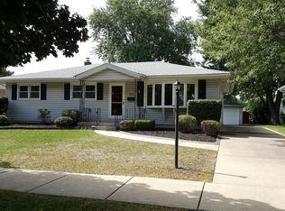 9204 Parkway Dr, Highland, IN 46322