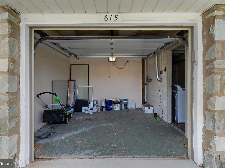 615 Sherrie Rd — Photo 28