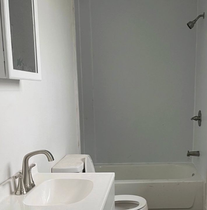 2nd image of 1328 E Main St #2