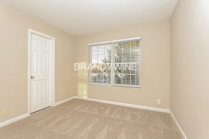 1777 Antebellum Dr — Photo 13