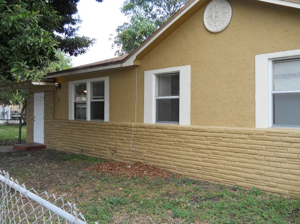 10103 NW 6th Ave, Miami, FL 33150