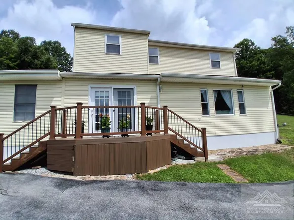 791 Packing Plant Rd, Bluefield, WV 24701