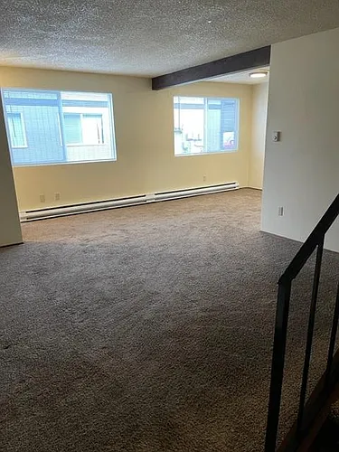 1275 Woodgate Ave #2 Photo 1