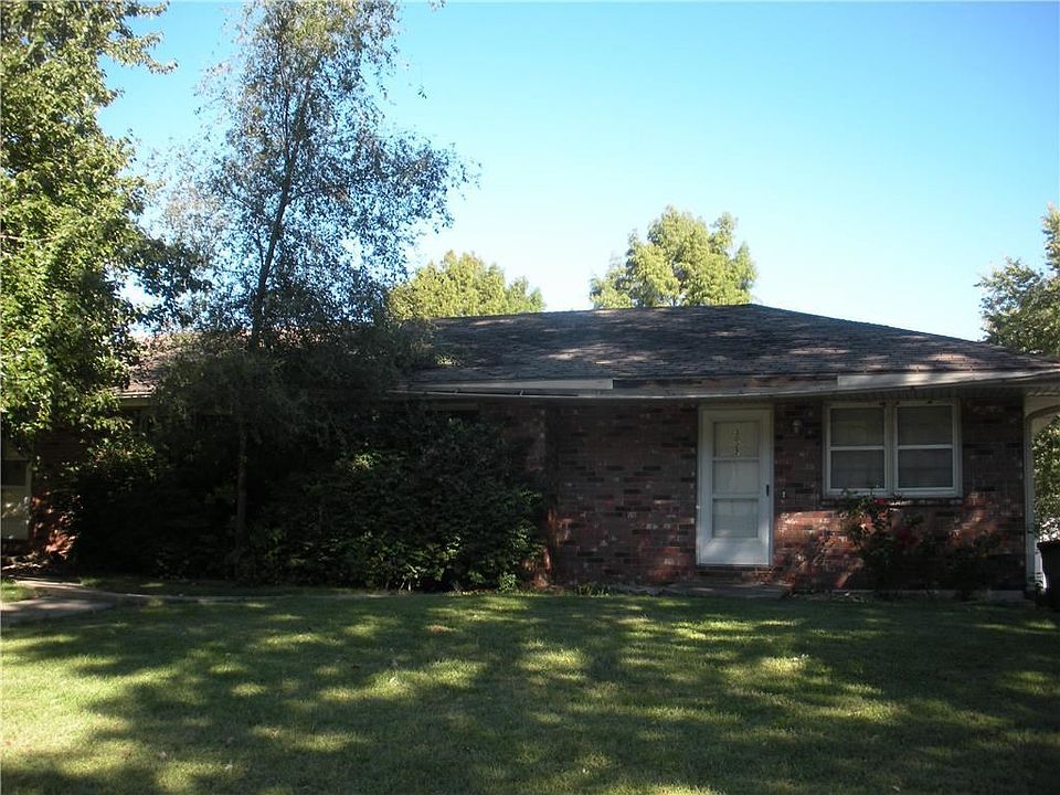 1st image of 3025 Cambridge St