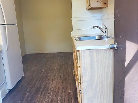 5th image of 5200 Revere Dr