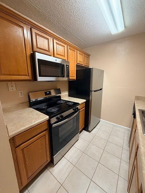 1st image of 6519 W Newberry Rd APT 508
