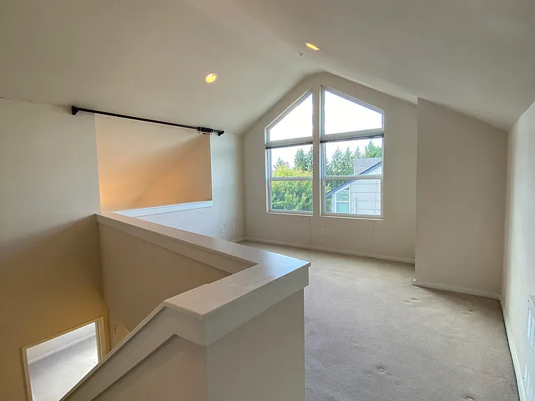 15107 NE 81st Way — Photo 11