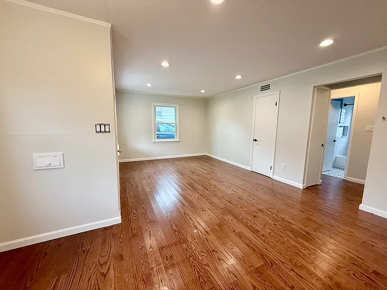 1214 Lander Rd — Photo 13