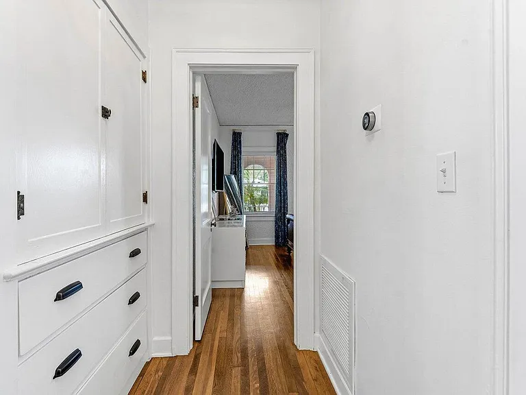 217 SE Coconut Ave — Photo 22