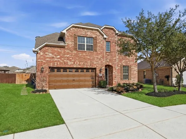 24630 Emerald Pool Falls Dr, Tomball, TX 77375