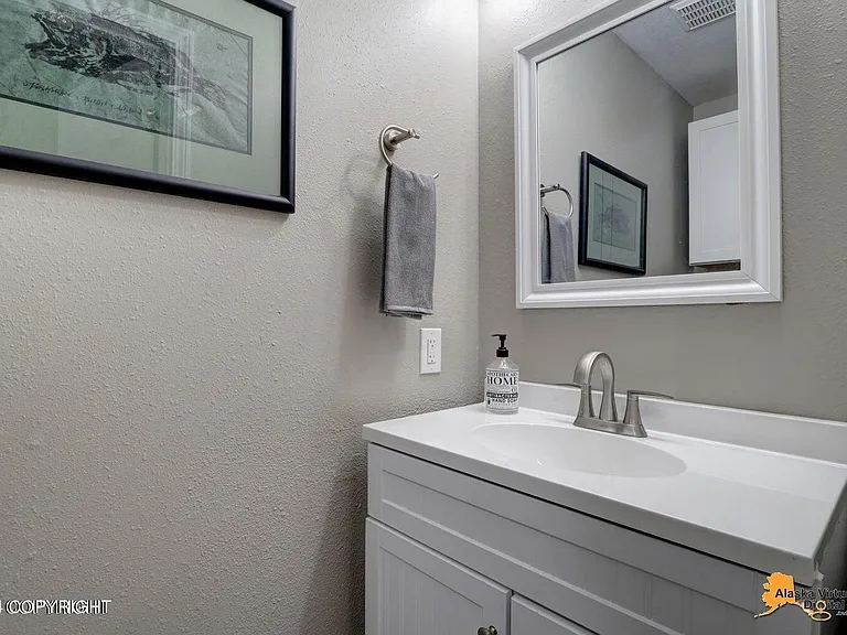629 O St #102 — Photo 14