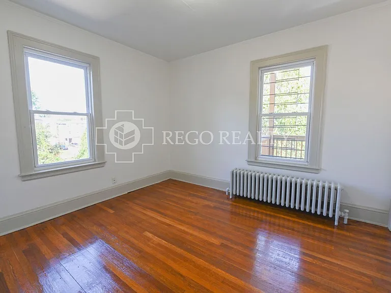 46 Grace St — Photo 24
