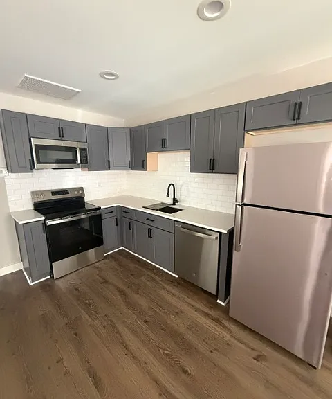 64 Wesley St #B — Photo 5
