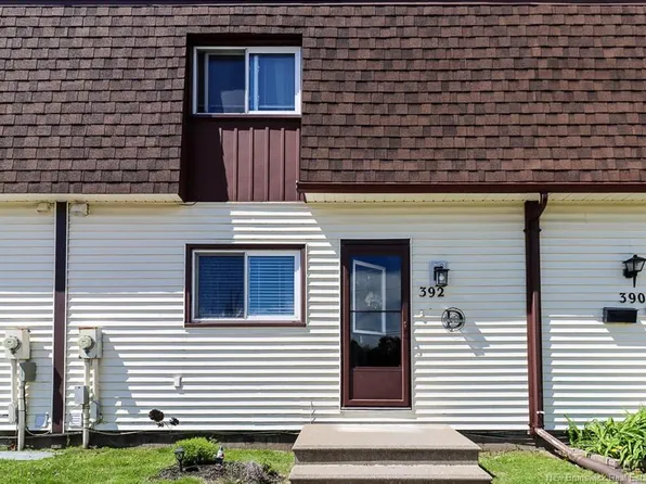 392 Molson Ave, Saint John, NB E2M 5Y4