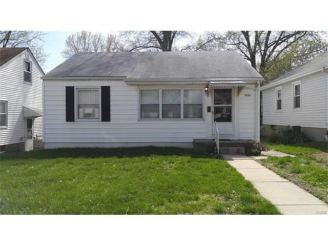 5234 Fairview Ave photo 1