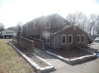 673 Elm St, Monroe, CT 06468