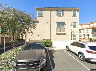 465 Pecana St, Camarillo, CA 93012