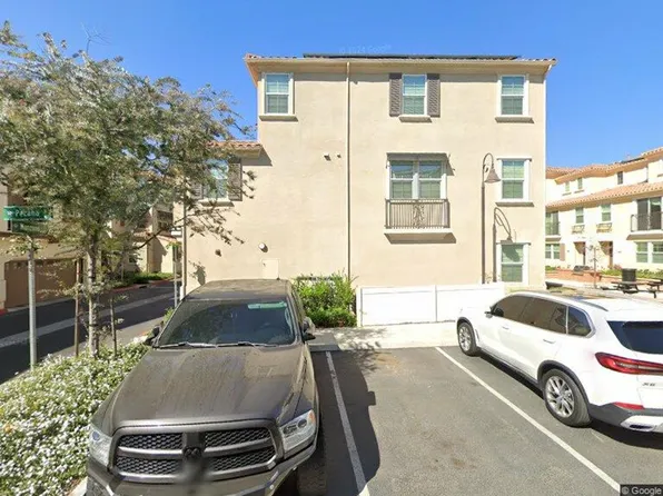 465 Pecana St, Camarillo, CA 93012