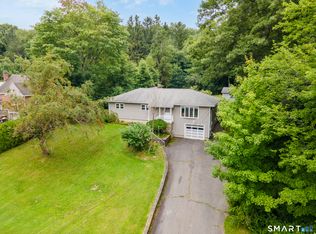 137 Maple Hill Rd, Naugatuck, CT 06770