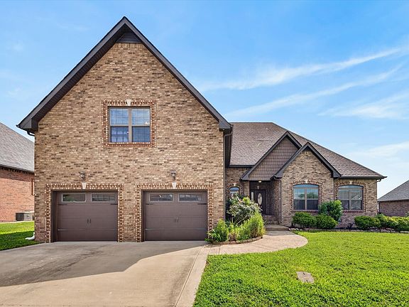 2nd image of 140 Summer Terrace Ln