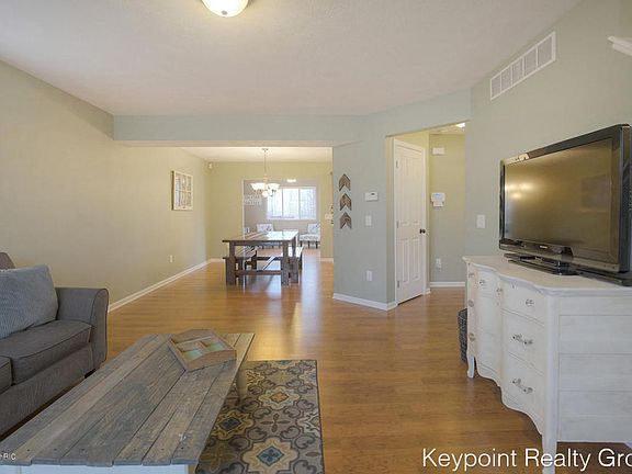 4th image of 2634 Cotherstone Dr SW