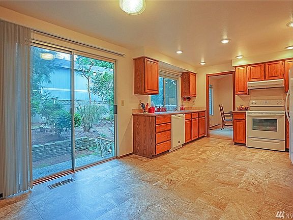 2nd image of 7618 Orcas Pl NW