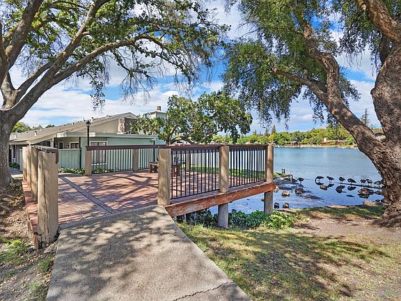 3rd image of 6518 Embarcadero Dr APT 9