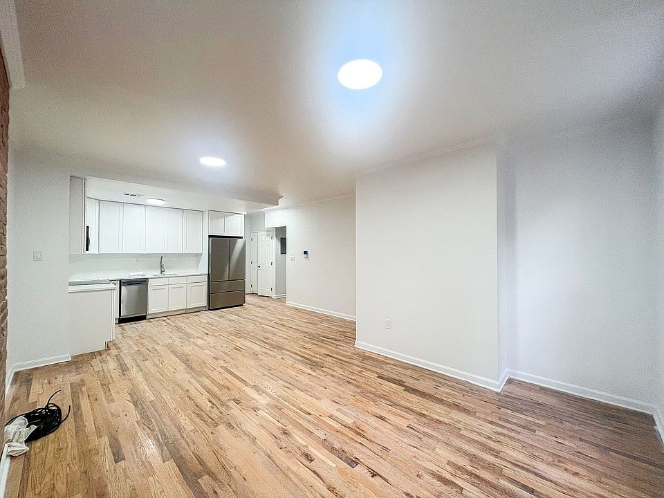 1st image of 693 Quincy St #1B