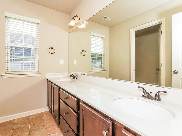 1225 Nottley Dr — Photo 15