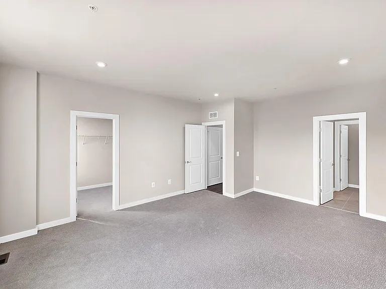 16124 Connors Way — Photo 35