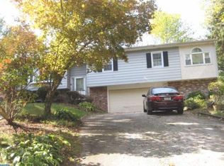 824 Spring City Rd, Phoenixville, PA 19460