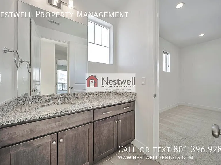 2346 E Snowy Peak Dr — Photo 30