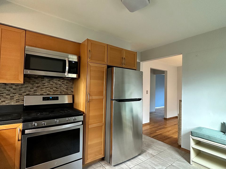 1st image of 458 Highland Ave #2B