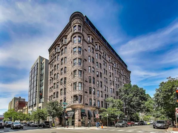 2800 N Pine Grove Ave Unit 8A, Chicago, IL 60657