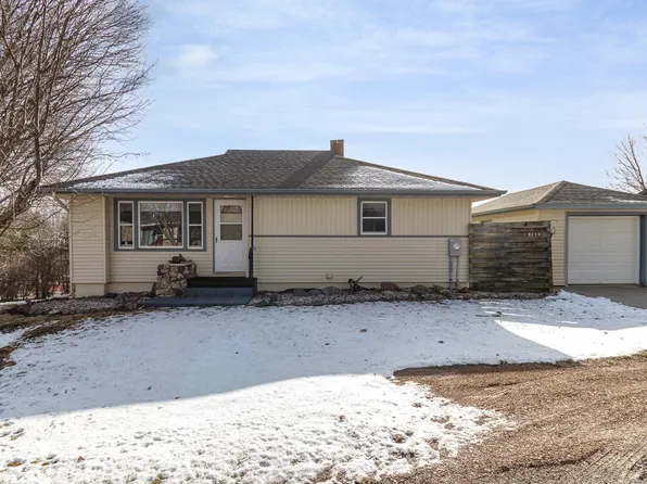 5131 Cleveland St, Lonsdale, MN 55046