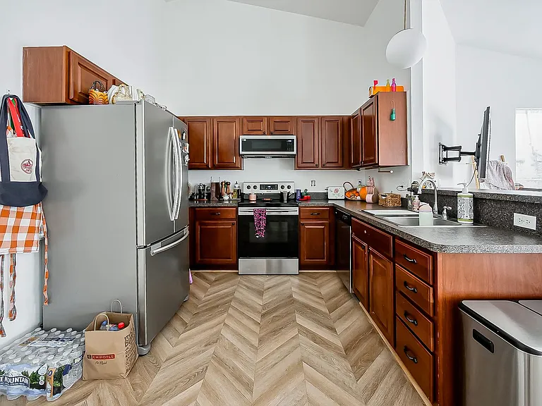14520 Vauxhall Dr — Photo 5