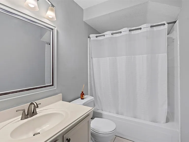 12646 Duchess Ln — Photo 13