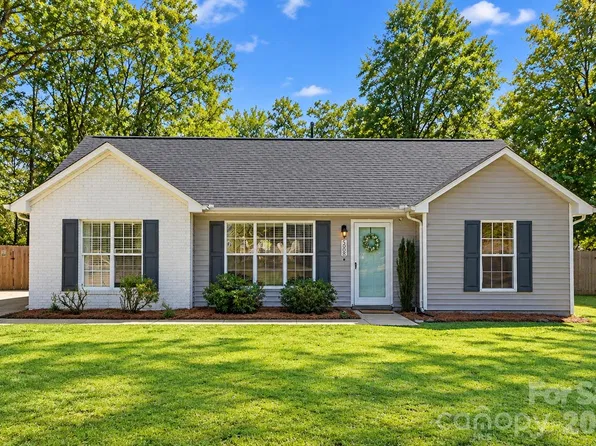 5008 West St, Indian Trail, NC 28079