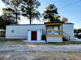 102 Young St, Willis, TX 77378
