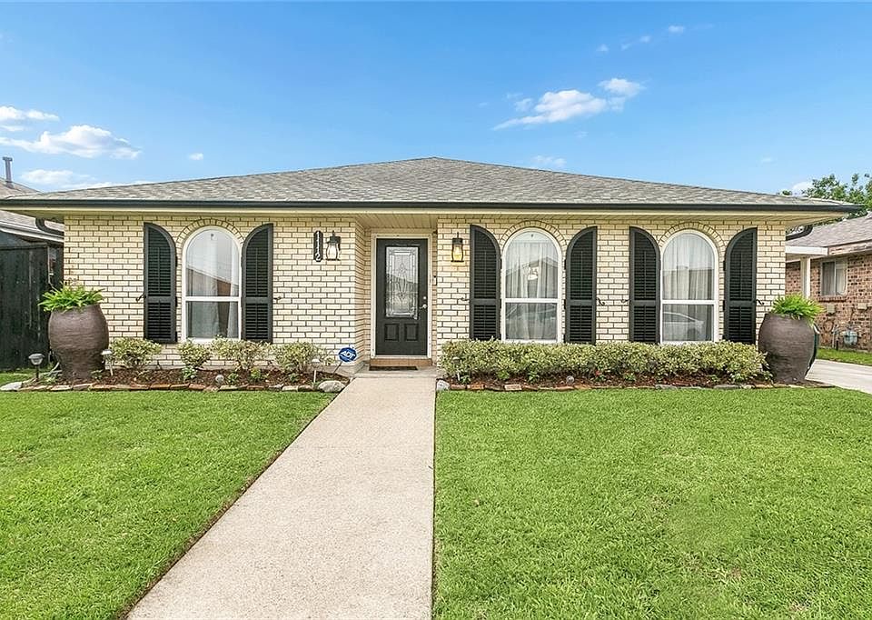 1st image of 1112 Giuffrias Ave