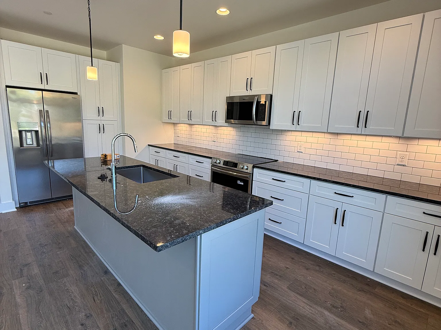 1 bed, $1,875 — Photo 1