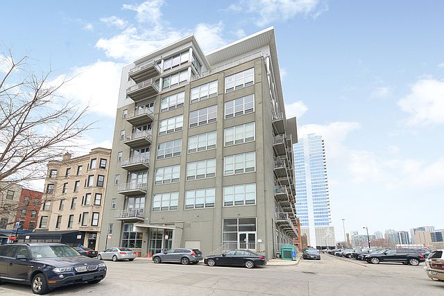 1st image of 770 W Gladys Ave APT 305