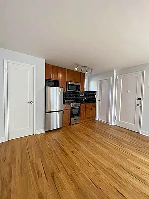 Rented by Waverly Realty Associates | media 16